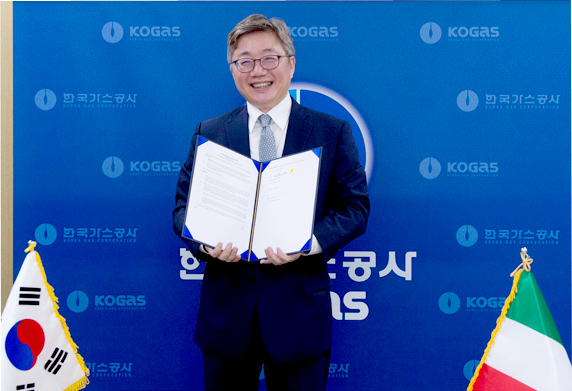채희봉 한국가스공사 사장이 ENI社와 에너지 협력 강화 MOU를 체결했다